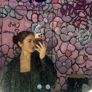 Meet your Posher, Holly